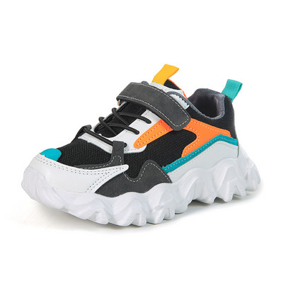 Kareda talla ja paeltega sportlikud ja igapäevased laste tossud