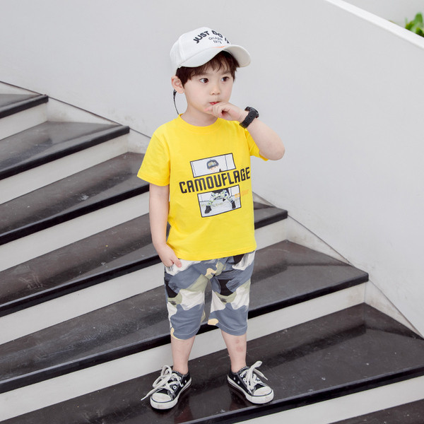 Gyermek póló szett rövid ujjal és 3/4-es nadrággal