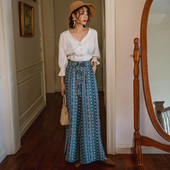 Naiste vabaajapüksid kõrge vöökoha ja sinise vööga