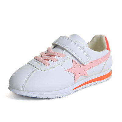 Laste vabaaja tossud paelte ja tikanditega