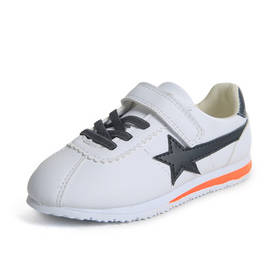 Laste vabaaja tossud paelte ja tikanditega