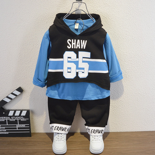 Kétrészes sport gyerek szett fiúknak rárakással