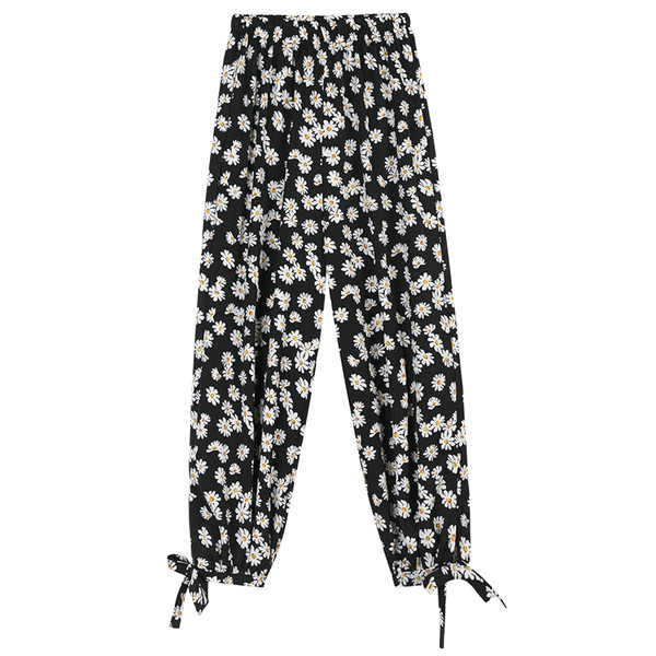 Női nadrág elasztikus derékkal és bokakötővel fekete színben