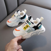 Sporta un ikdienas bērnu kedas ar sietu un uzlīmēm