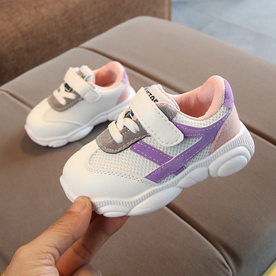 Alkalmi gyerek tornacipő matricával és nyakkendővel, alkalmas fiúknak és lányoknak