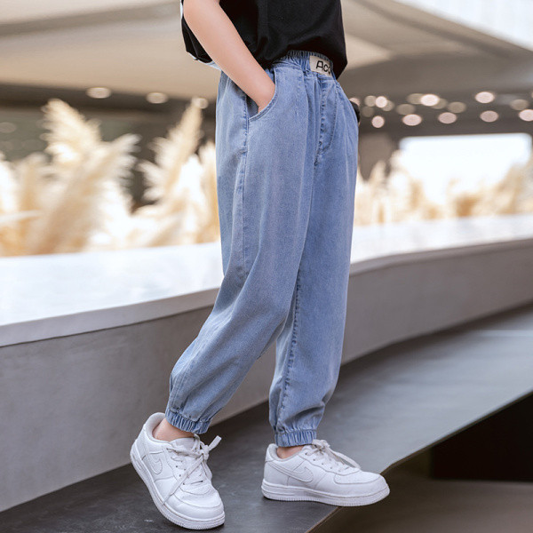 Gyerekfarmer fiúknak gumírozással a bokánál