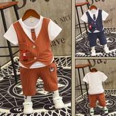 Suveks sobiv moodne lastekomplekt poistele