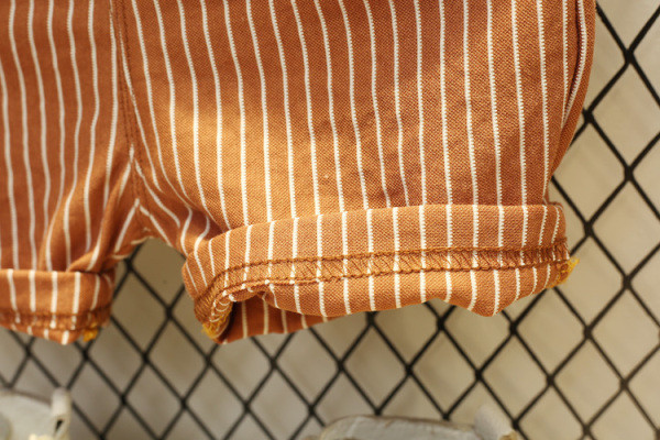 Päevane lastekomplekt poistele pluus + triibulised püksid