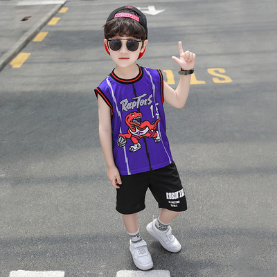 Poiste spordikomplekt tangidest ja lühikestest pükstest