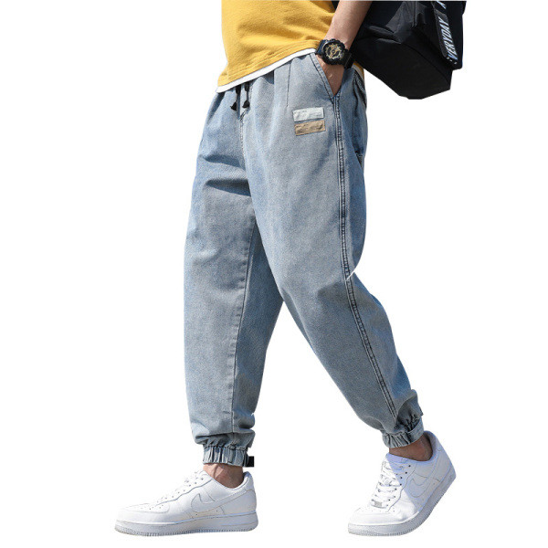 Moodne meeste pikkade teksade lai taskutega mudel