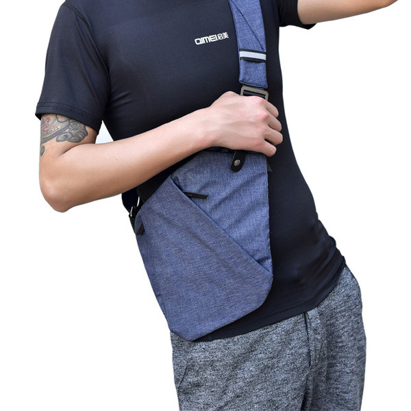 Férfi mindennapi válltáska cipzárral