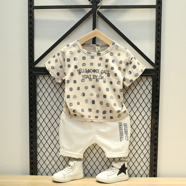 Gyerekkészlet fiúknak kétrészes rövidnadrág + póló