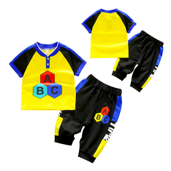 Παιδικό σετ μπλούζας και παντελόνι 3/4 με μοτίβο