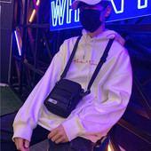 Férfi textil táska hosszú vállpánttal