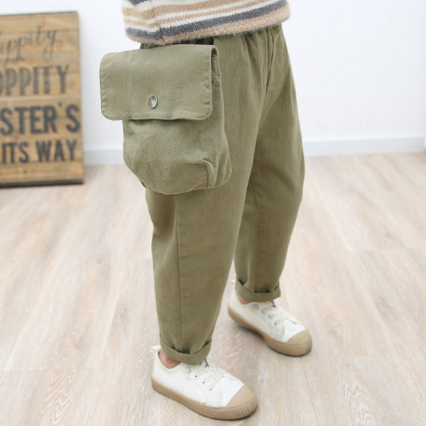 Taskuga ja kummiga lastepüksid poistele