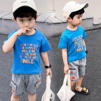 Laste komplekt T-särgist ja lühikestest teksapükstest