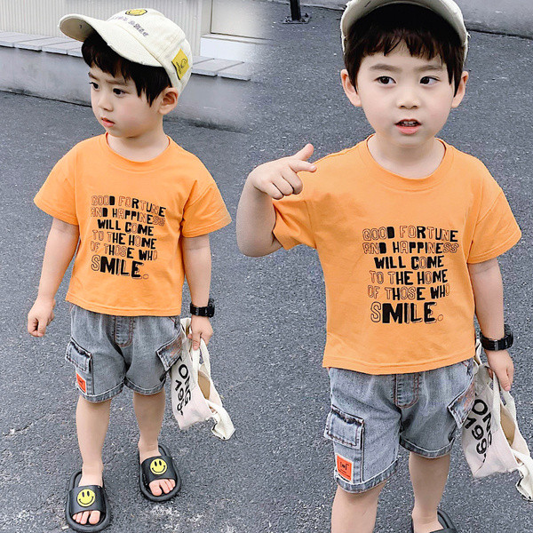 Laste komplekt T-särgist ja lühikestest teksapükstest