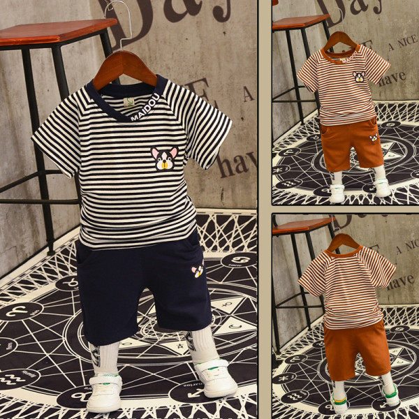 Kétrészes csíkos blúz + rövidnadrágból álló napi gyerekgarnitúra