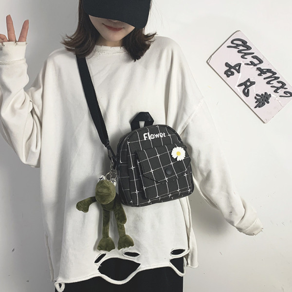 Geanta de dama de zi cu zi cu broderie colorata - doua modele