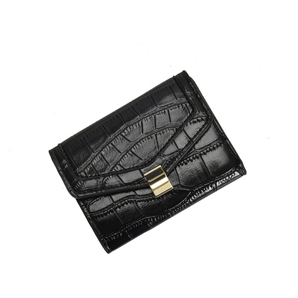 Mazs sieviešu maciņš no eko ādas ar metāla aizdari