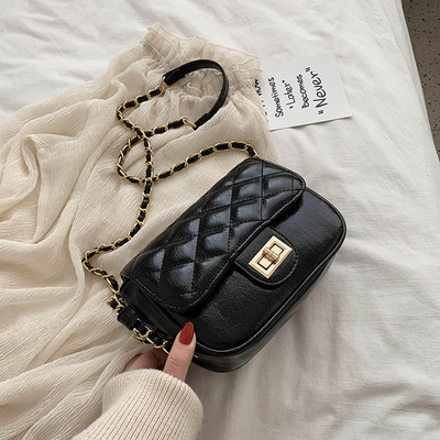 Stílusos női kistáska eco bőrből, hosszú füllel