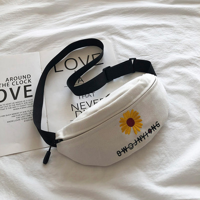 Sport-alkalmi női táska derékra, színes hímzéssel