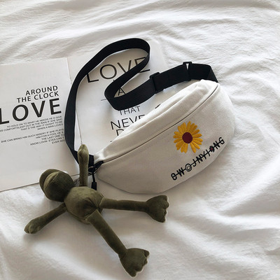 Sport-alkalmi női táska derékra, színes hímzéssel