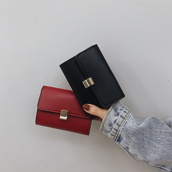 Sima modell női pénztárca eko bőrből, fém rögzítéssel