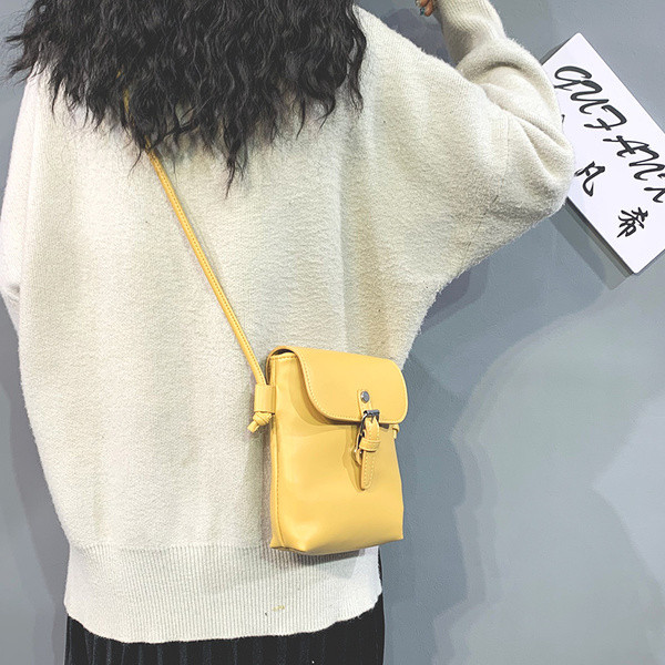 Alkalmi bőrtáska hosszú fogantyúval