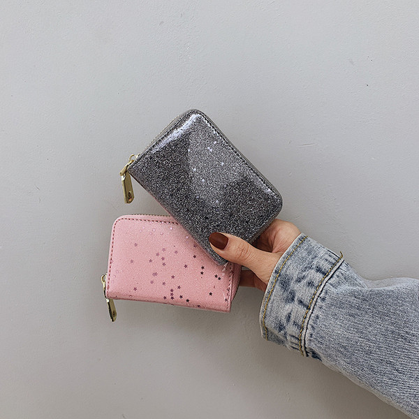 Portofel de dama de ultimă generație cu efect strălucitor și fermoar