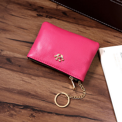 Sieviešu maks no eko ādas ar metāla apdari un ķēdīti