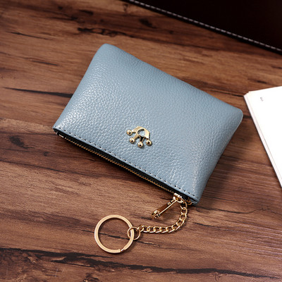 Sieviešu maks no eko ādas ar metāla apdari un ķēdīti