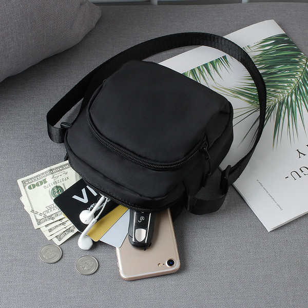 Meeste väike pika sangaga kott