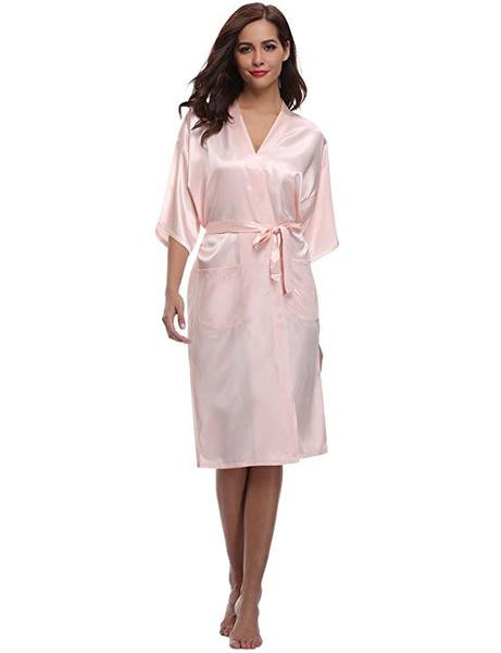 Pikk naiste satiinist hommikumantel - tavaline mudel suurustega kuni 4XL
