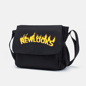 Mindennapi férfi táska rátéttel és hosszú füllel