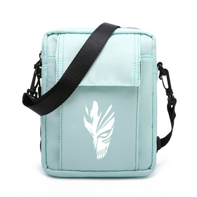 Férfi válltáska rátéttel