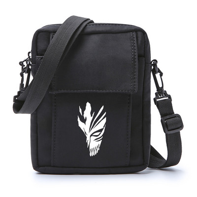 Férfi válltáska rátéttel