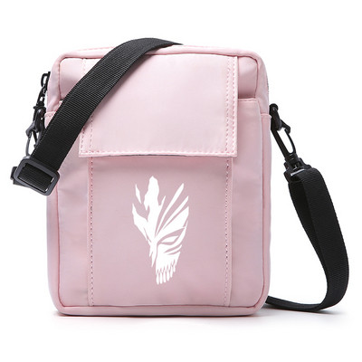 Férfi válltáska rátéttel