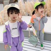 Modern gyerek tréningruha lányoknak