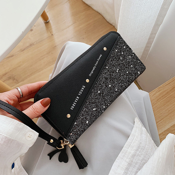 Fényes hatású, feliratos női pénztárca