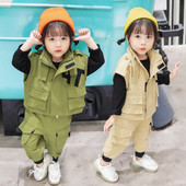 Σύγχρονα παιδικά αθλητικά σετ με τσέπες