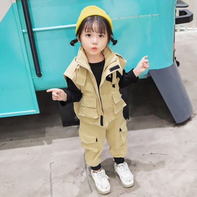 Σύγχρονα παιδικά αθλητικά σετ με τσέπες