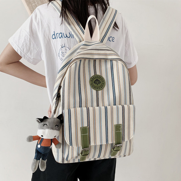 Csíkos női nagy hátizsák széles pántokkal