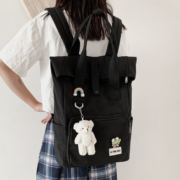 Sport és mindennapi női hátizsák nagy első zsebbel