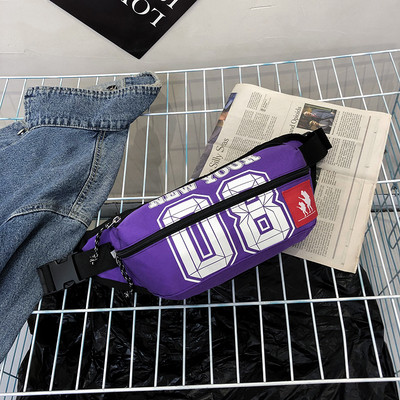 Mindennapi férfi táska rátéttel