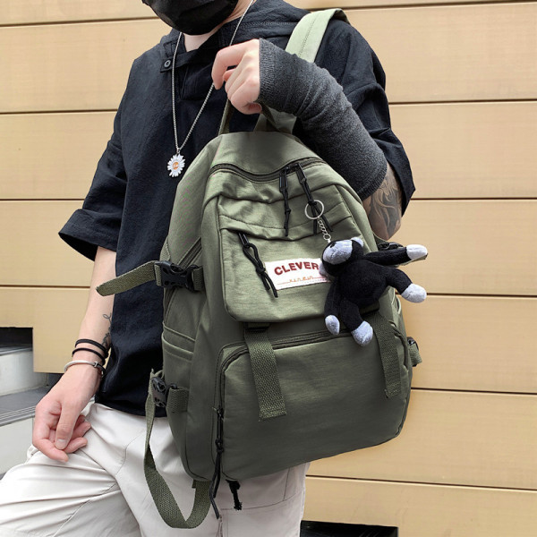 Sportlik ja igapäevane naiste suur seljakott