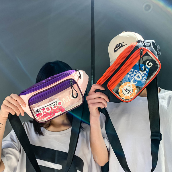 Férfi válltáska felirattal