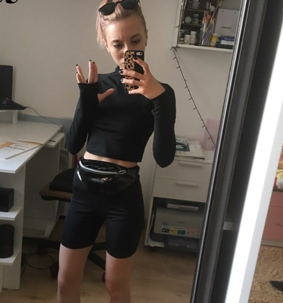 Két részből álló női sport szett cipzárral