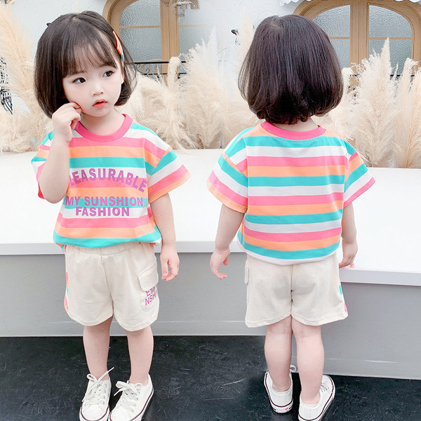 Παιδικό σετ μπλούζας και σορτς με τσέπη