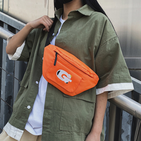 Ανδρική τσάντα casual με φερμουάρ και απλικέ